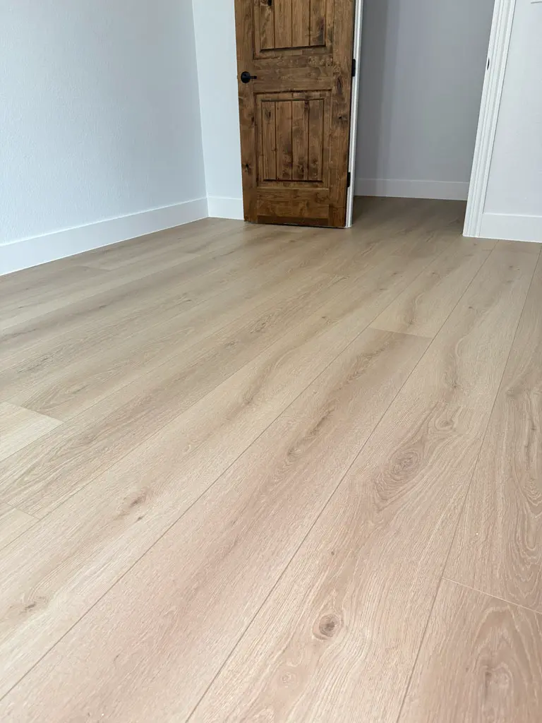 LW Flooring Montclair Alps Laminate flooring installation in San Antonio, TX by Pride Floors
